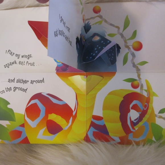 ☀️4/$30☀️ set of two pop up books - Picture 4 of 4